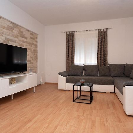 Holiday Home Luka Pridraga מראה חיצוני תמונה