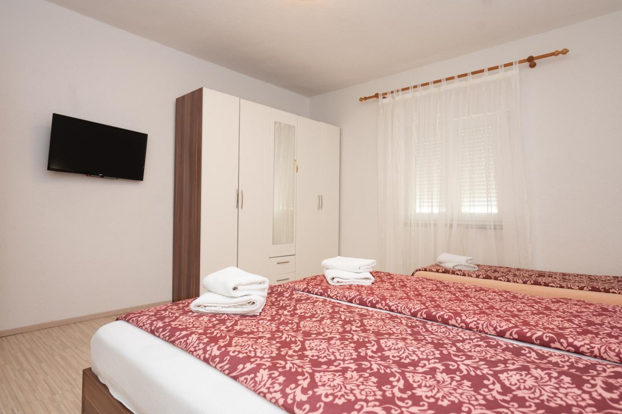Holiday Home Luka Pridraga מראה חיצוני תמונה