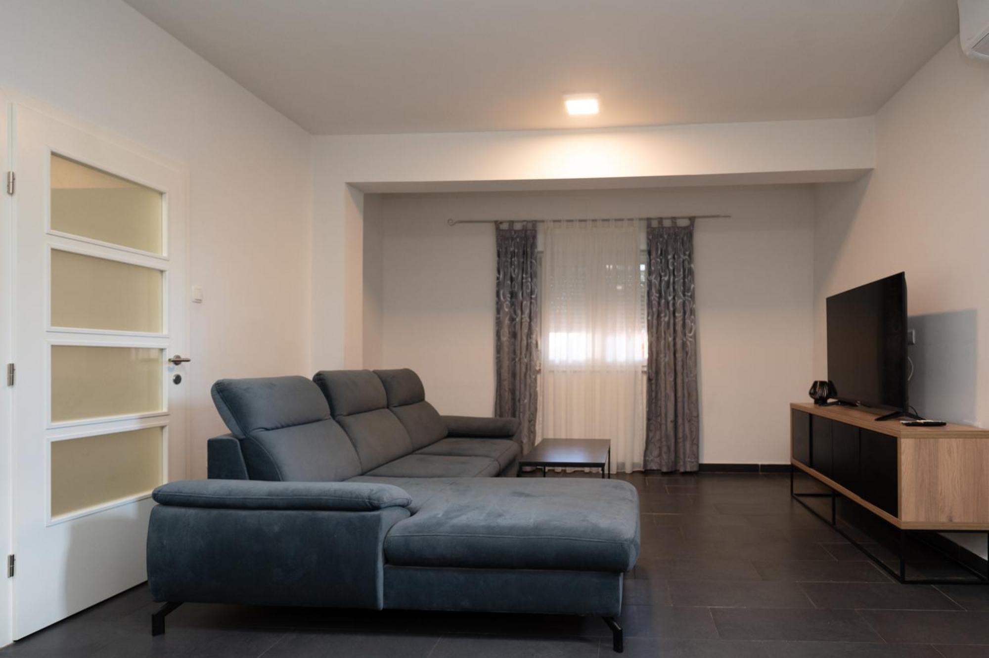 Holiday Home Luka Pridraga מראה חיצוני תמונה