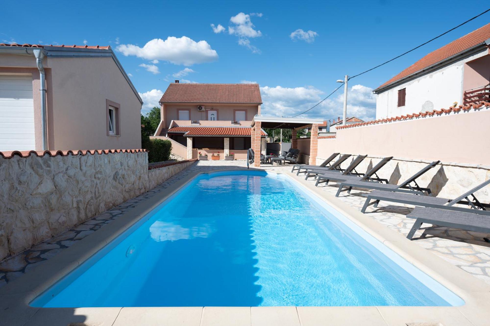 Holiday Home Luka Pridraga מראה חיצוני תמונה